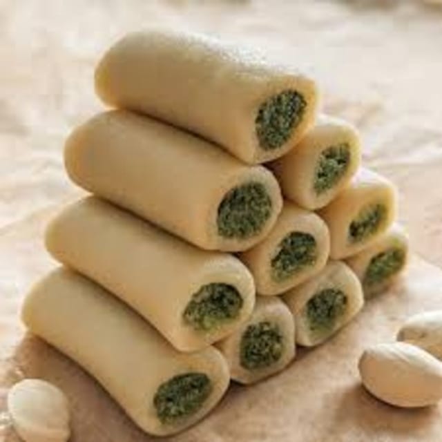 Kaju Pista Rolls.