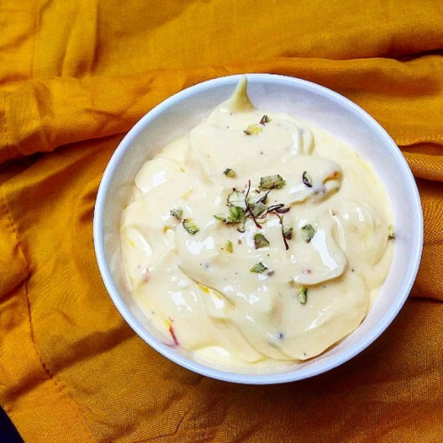 Kesar Elaichi Shrikhand (Small).