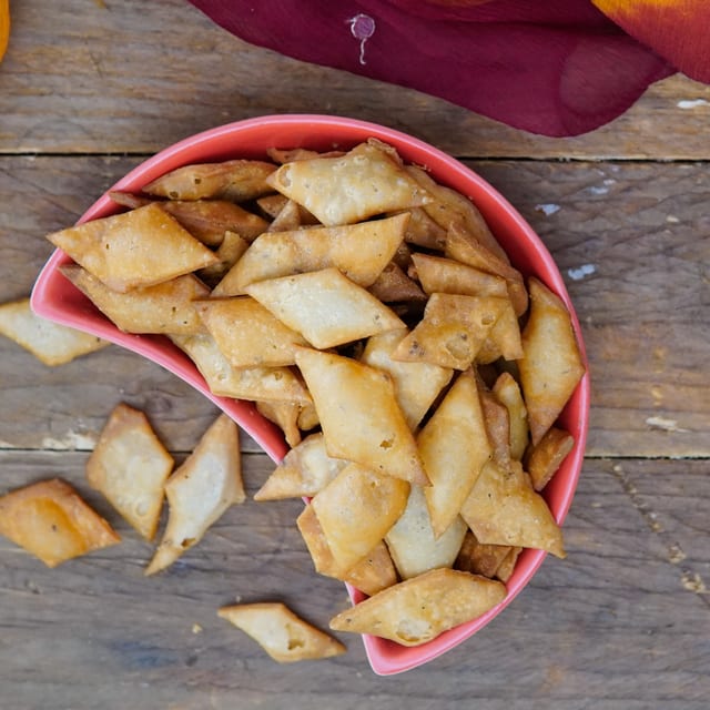 Namak Para.