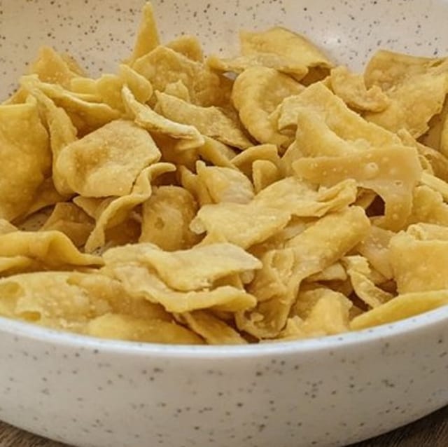 Masala Papdi.